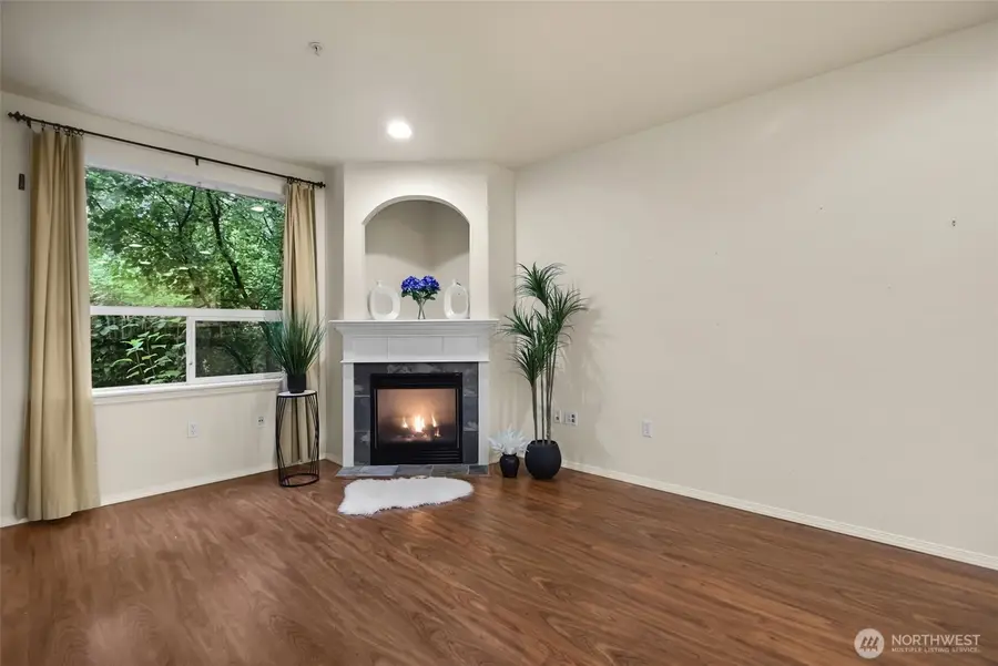 12530 Admiralty Way #K102, Everett, WA 98204 - #3
