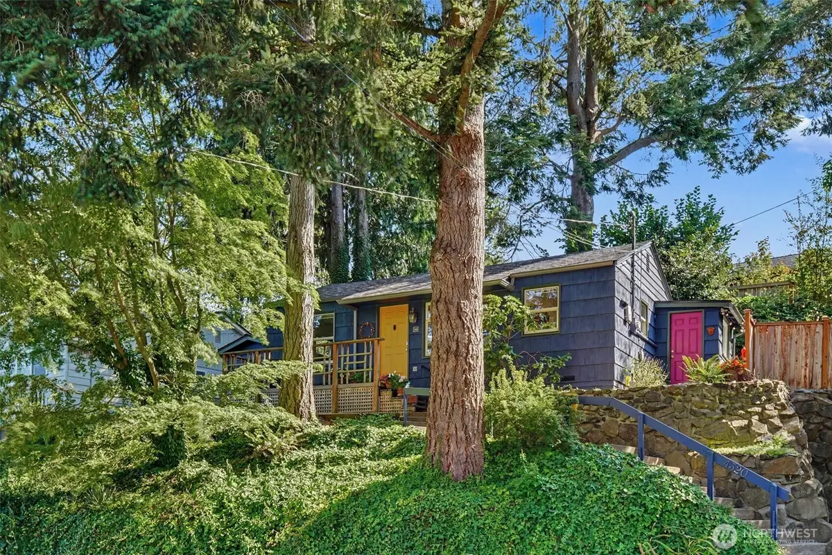 4320 31st Avenue W, Seattle, WA 98199 - #1