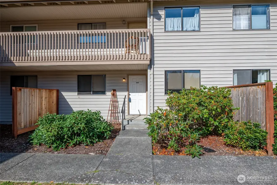 325 NE Kettle Street #105, Oak Harbor, WA 98277 - #2