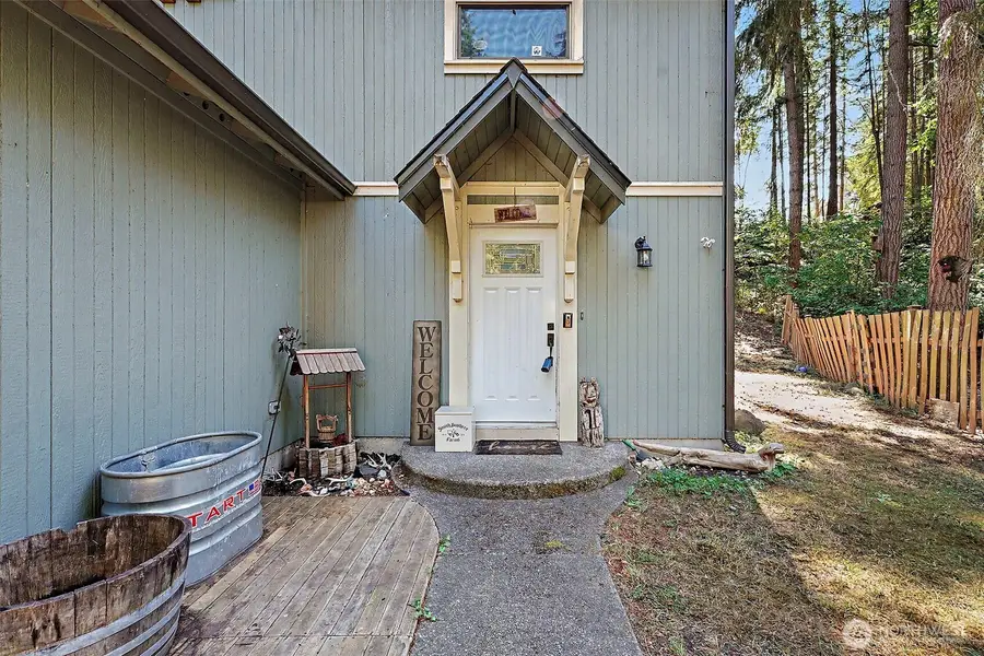 22329 Glenview Court Se, Yelm, WA 98597 - #2