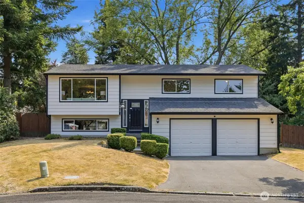 12615 NE 142nd Street, Kirkland, WA 98034