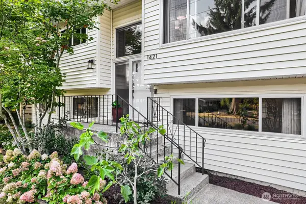 1421 218th Street Sw, Lynnwood, WA 98036