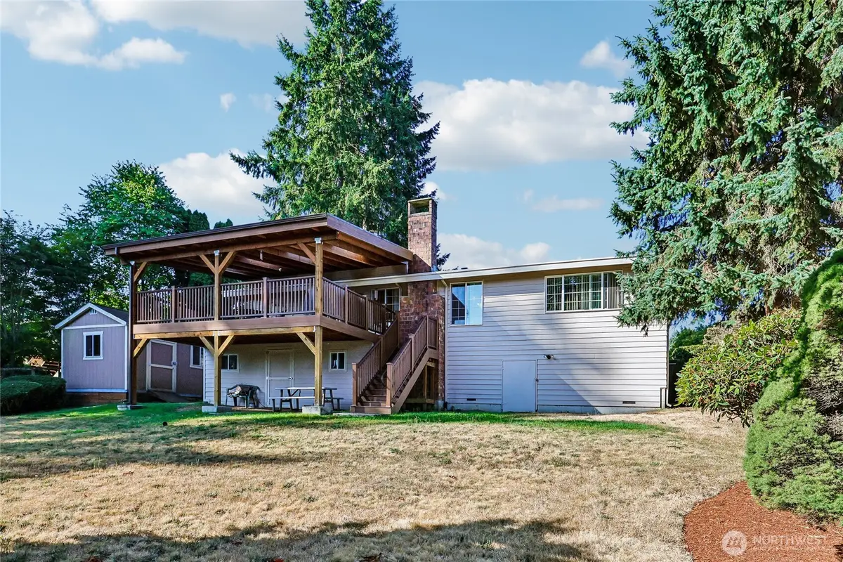 8621 Vistarama Avenue, Everett, WA 98208 - #1