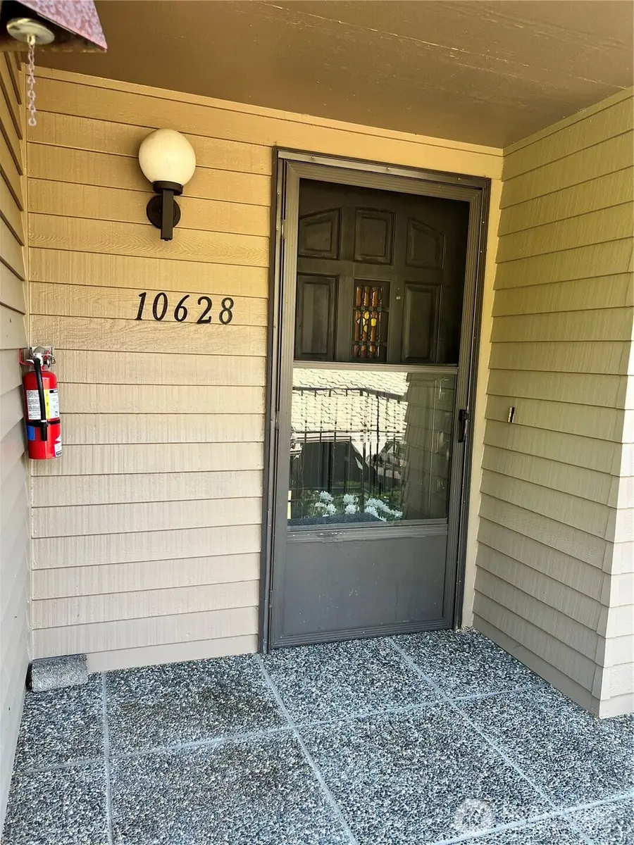 10628 Glen Acres Dr S, Seattle, WA 98168 - #3