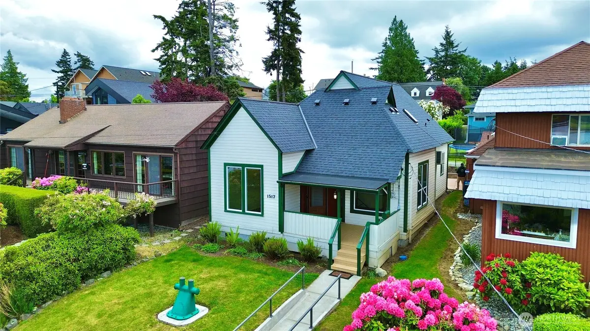 1517 6th Street, Anacortes, WA 98221 - #1