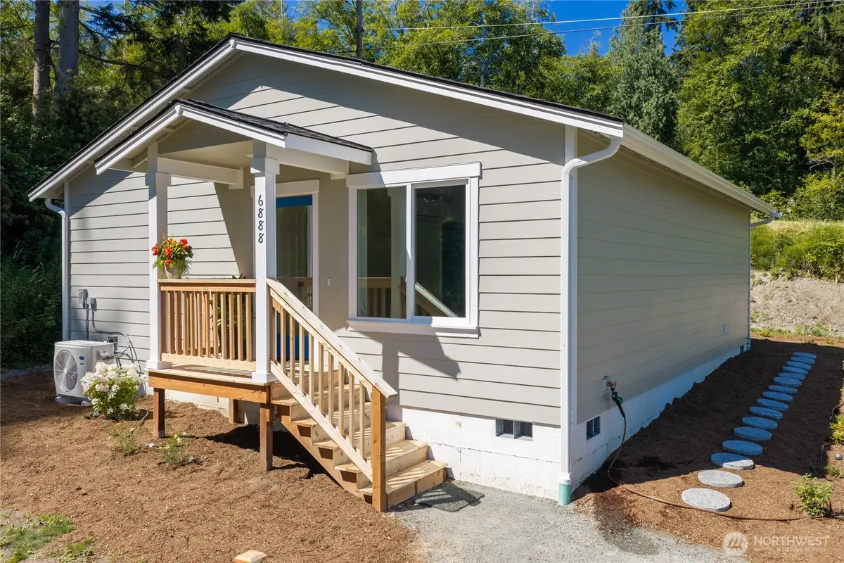 6888 Helena Street, Clinton, WA 98236 - #1