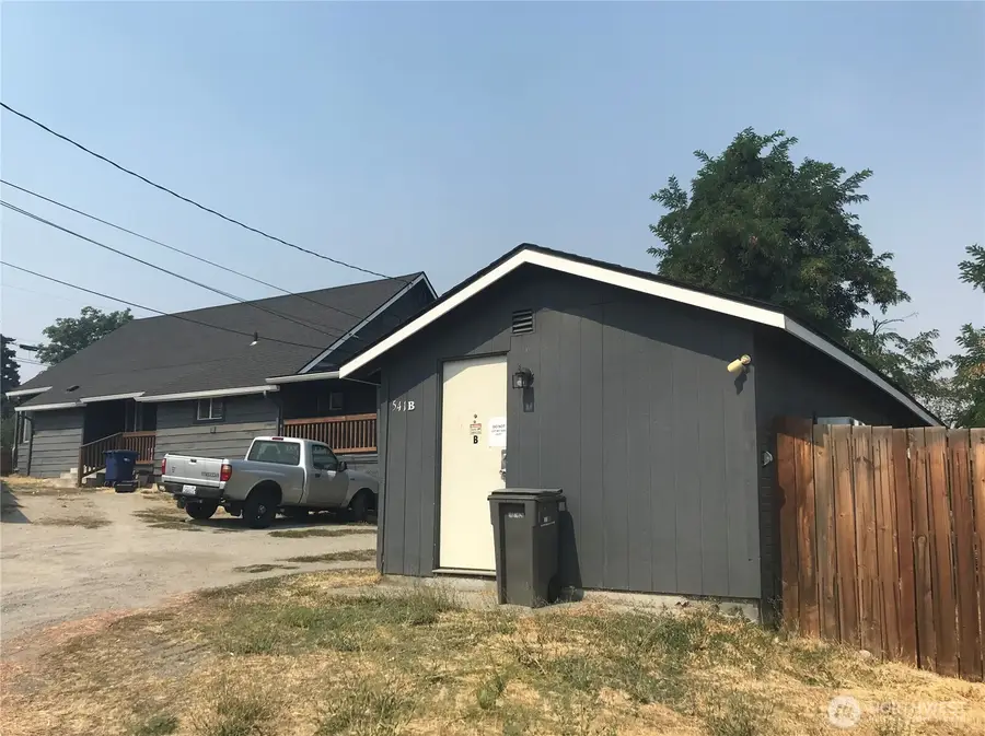 541 Walker Avenue, Wenatchee, WA 98801 - #3