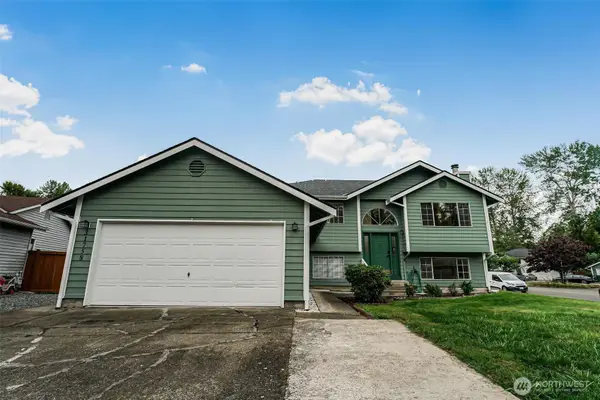 31758 SW 14th Way, Federal Way, WA 98023