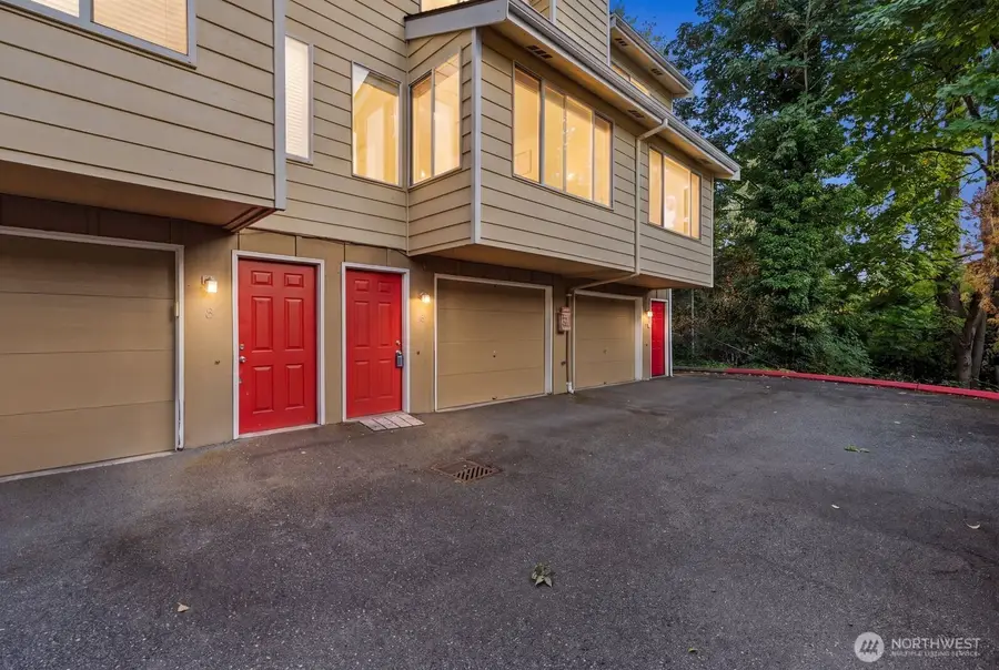 11802 98th Avenue Ne #B6, Kirkland, WA 98034 - #2