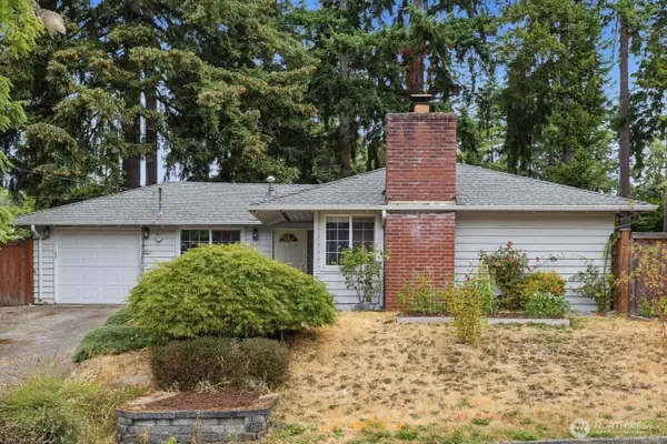 15634 NE 1st Place, Bellevue, WA 98008