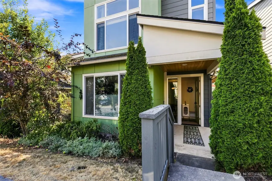 831 SW 96th Place, Seattle, WA 98106 - #3