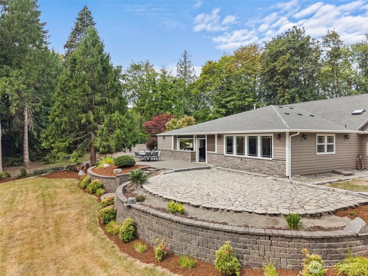 3301 Gravelly Beach Loop Nw, Olympia, WA 98502 - #1