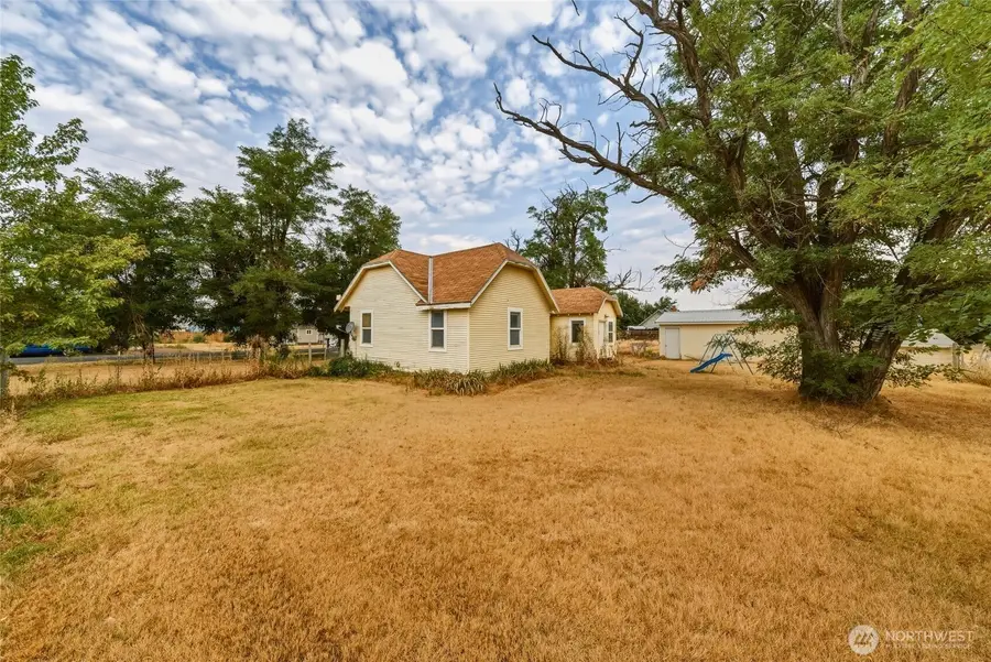 103 Cherry Street, Touchet, WA 99360 - #3