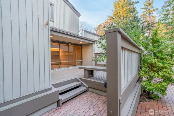 119 98th Avenue Ne #119, Bellevue, WA 98004