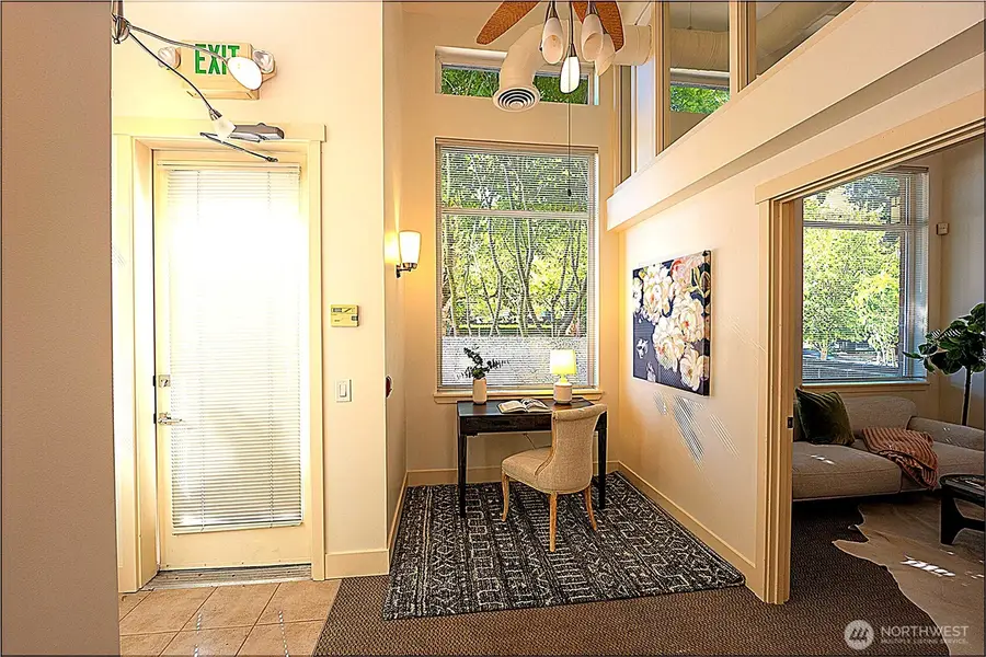 12536 15th Avenue Ne #C1, Seattle, WA 98125 - #2
