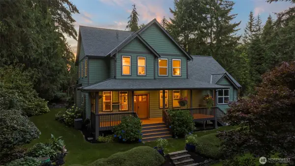10601 NE Dry Creek Way, Kingston, WA 98346
