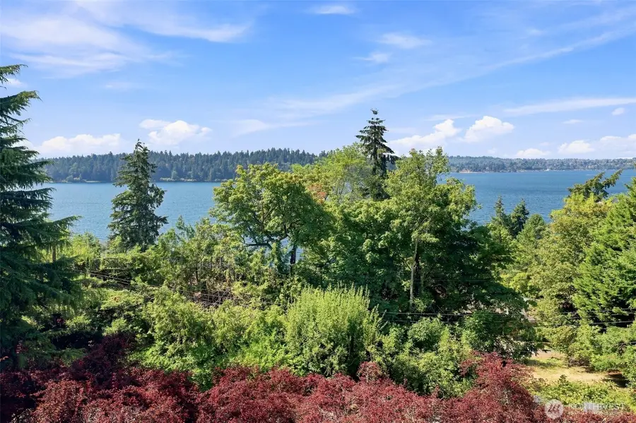 4715 81st Avenue Se, Mercer Island, WA 98040 - #3