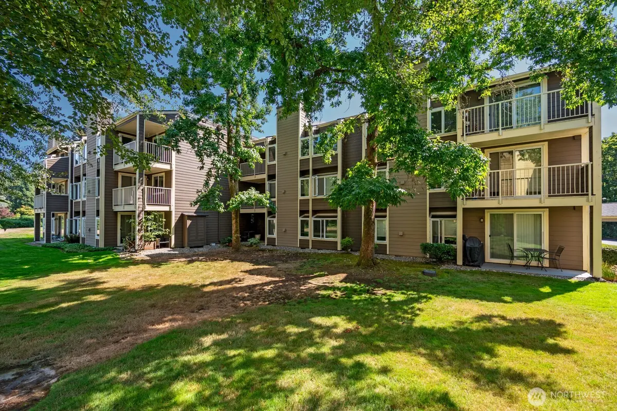 7350 W Lake Sammamish Parkway #3-302, Redmond, WA 98052 - #1