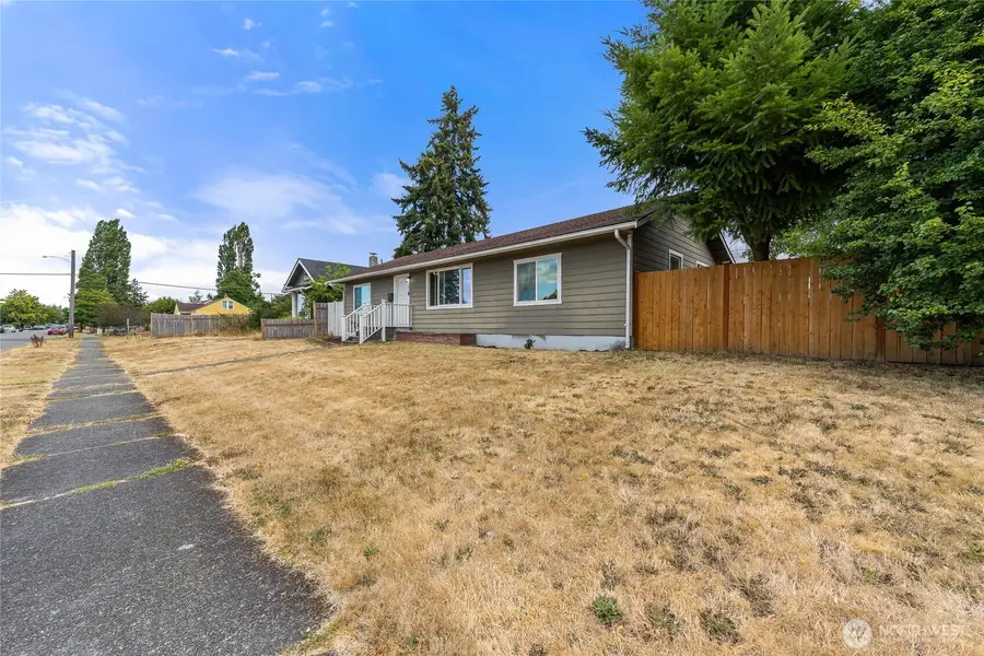 5911 S Thompson Avenue, Tacoma, WA 98408 - #2