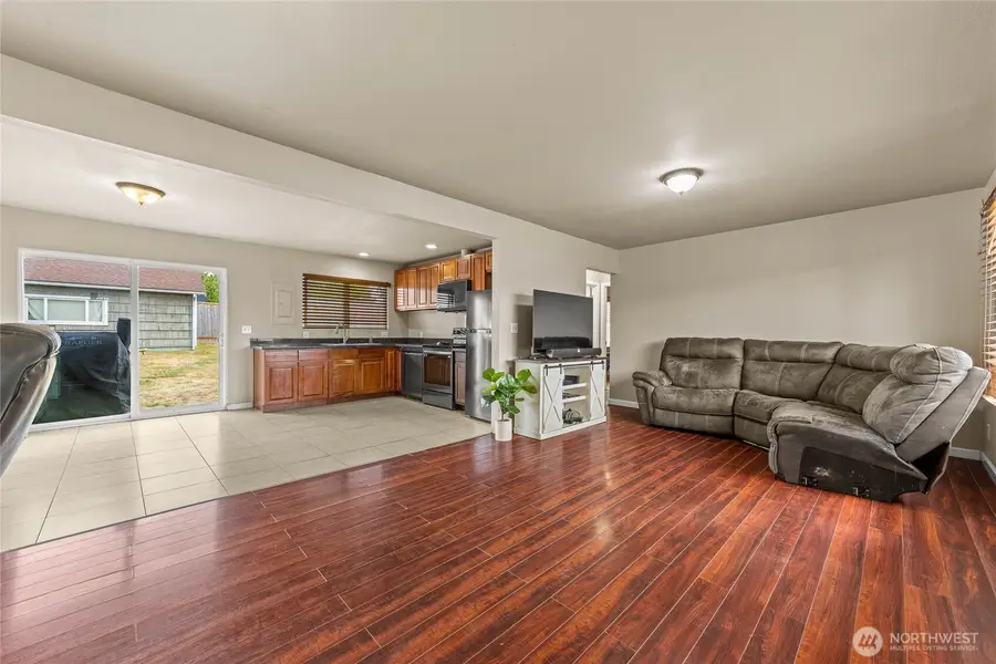 5911 S Thompson Avenue, Tacoma, WA 98408 - #3