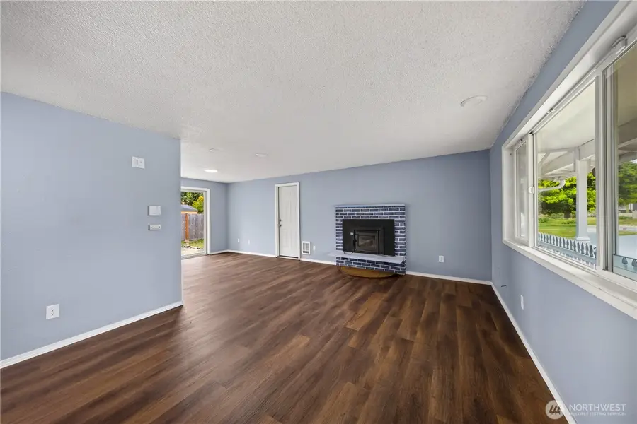 854 SW Heller Street, Oak Harbor, WA 98277 - #2