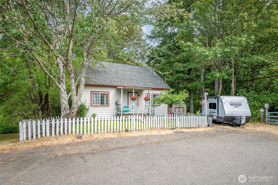 817 Kendall Street, Port Orchard, WA 98366 - #3