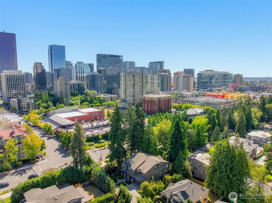 10856 NE 12th Street, Bellevue, WA 98004 - #2