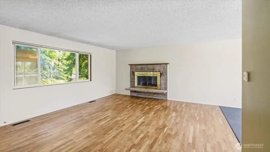 22004 36th Avenue W, Mountlake Terrace, WA 98043 - #3