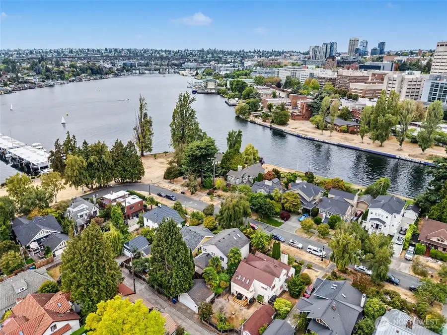 1823 E Shelby Street, Seattle, WA 98112 - #2