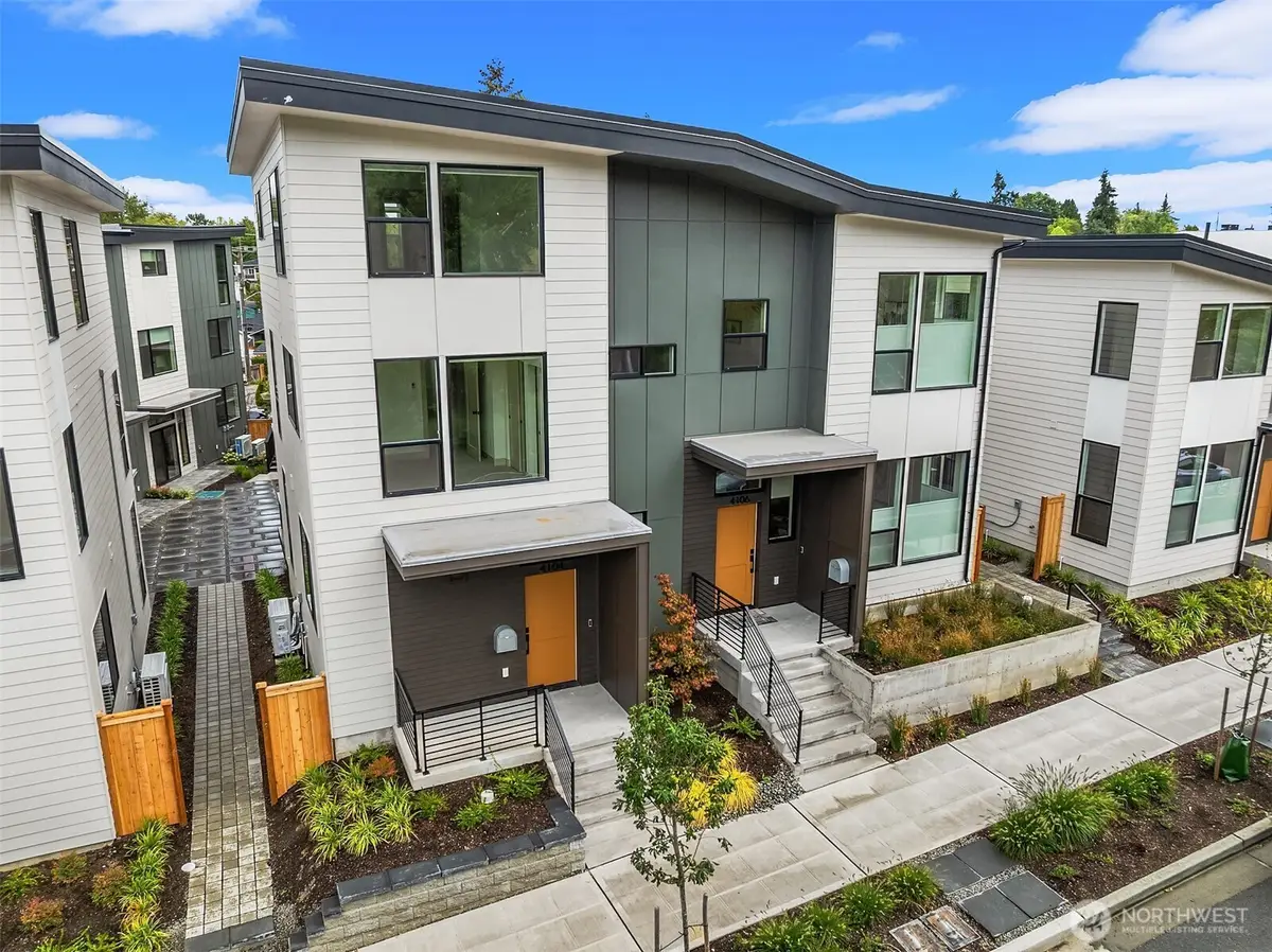 4106 30th Avenue S, Seattle, WA 98108 - #1