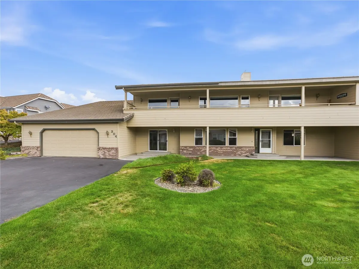 1380 Eastmont Avenue #304, East Wenatchee, WA 98802 - #1