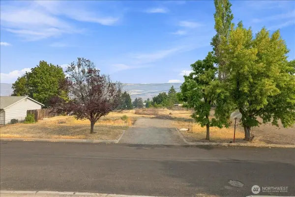 63 Diamond Street, Electric City, WA 99123