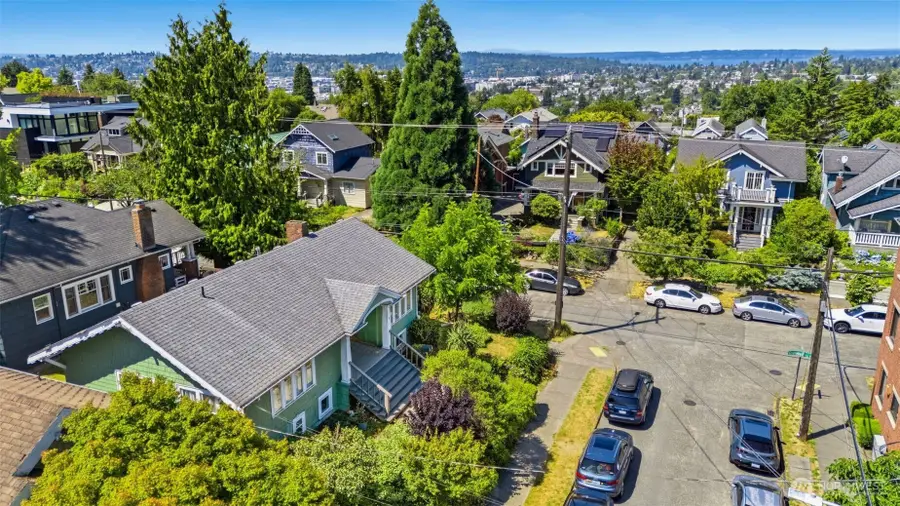 303 N 64th Street, Seattle, WA 98103 - #3