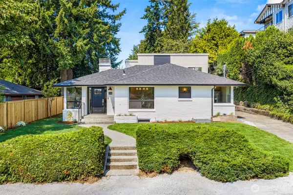 210 N 115th Street, Seattle, WA 98133
