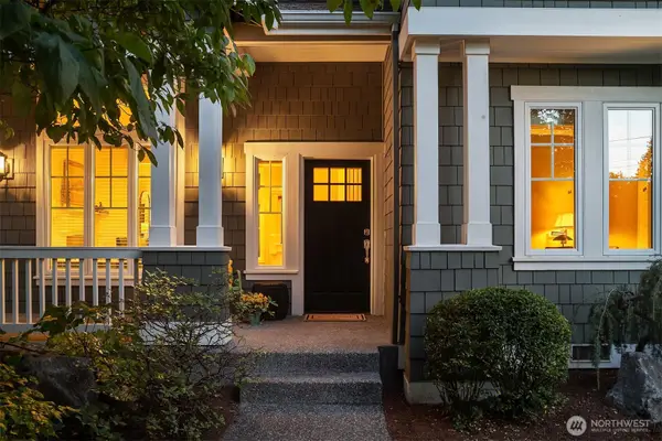 12729 NE 105th Court, Kirkland, WA 98033