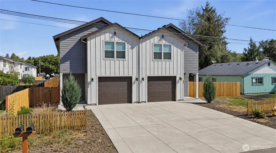 957 Willow St, Kelso, WA 98626 - #2