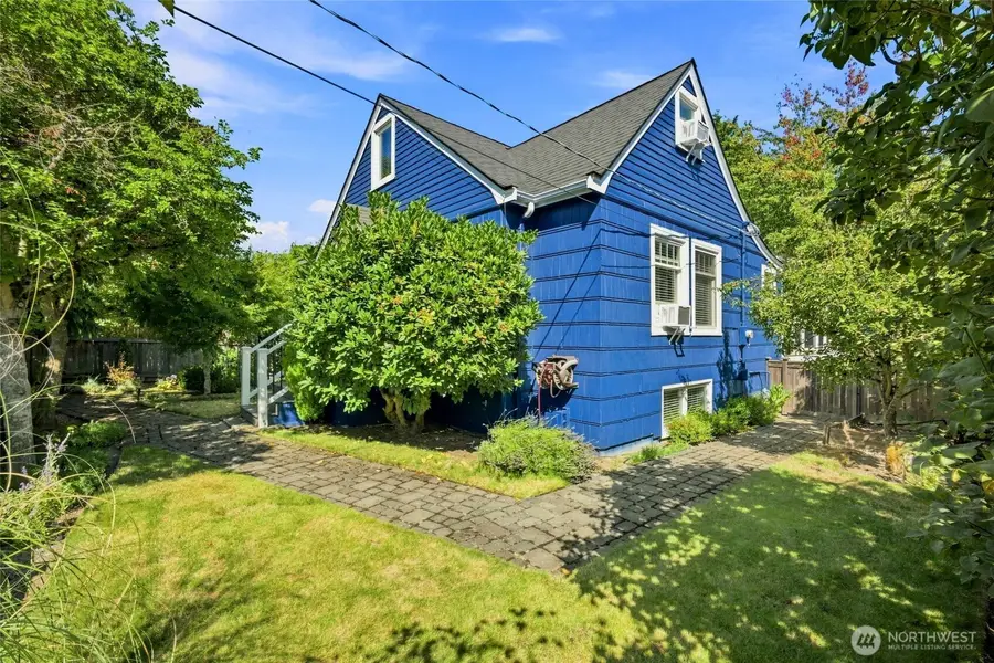 10532 Evanston Avenue N, Seattle, WA 98133 - #3