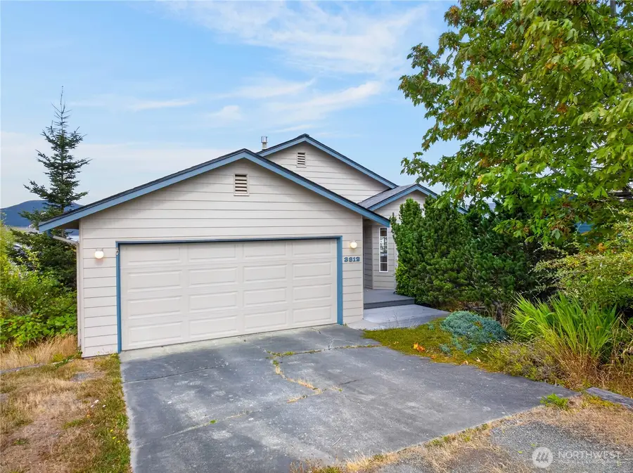 3812 W 3rd Street, Anacortes, WA 98221 - #2