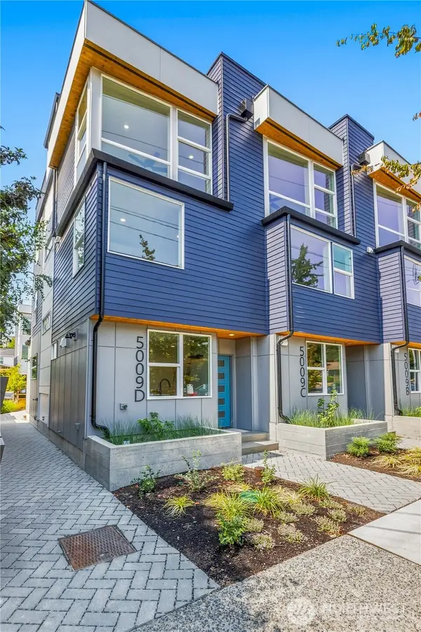 5009 Fauntleroy Way Sw #D, Seattle, WA 98136