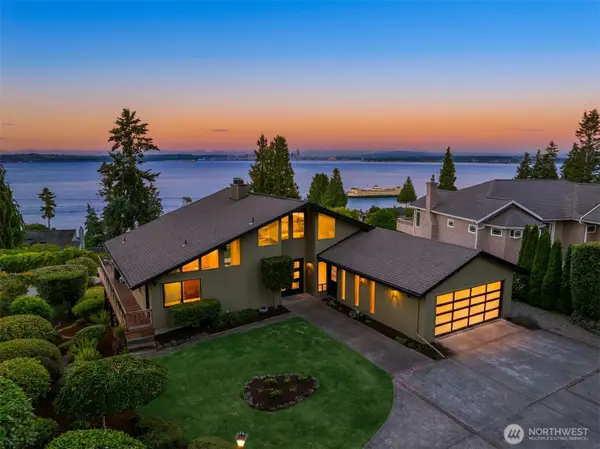 10793 NE Bill Point Drive, Bainbridge Island, WA 98110