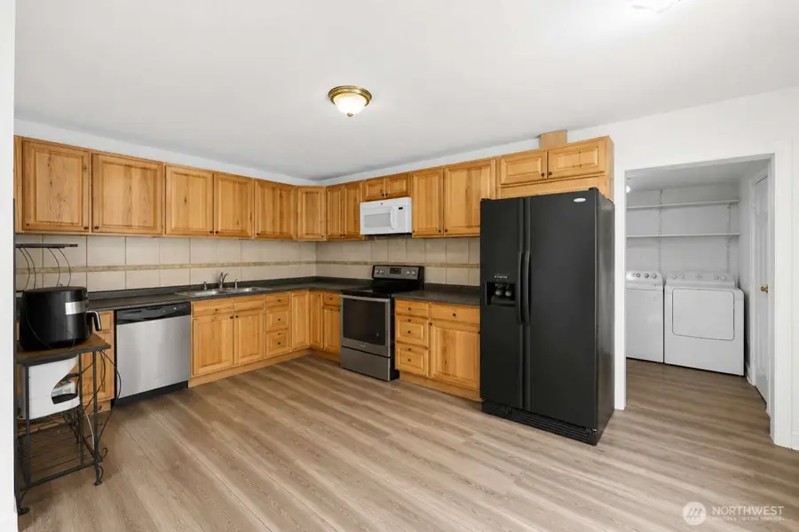 1025 Arnold Avenue, Hoquiam, WA 98550 - #3
