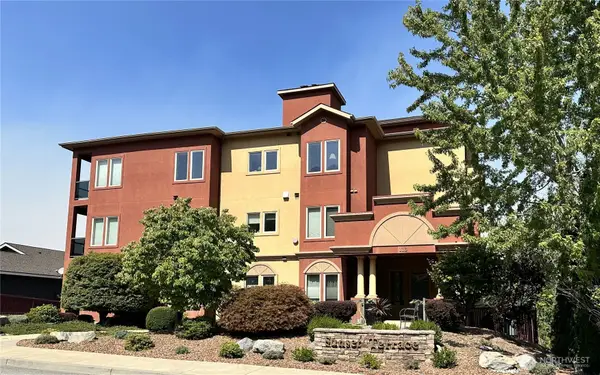 113 E Raymond Street #1B, Chelan, WA 98816
