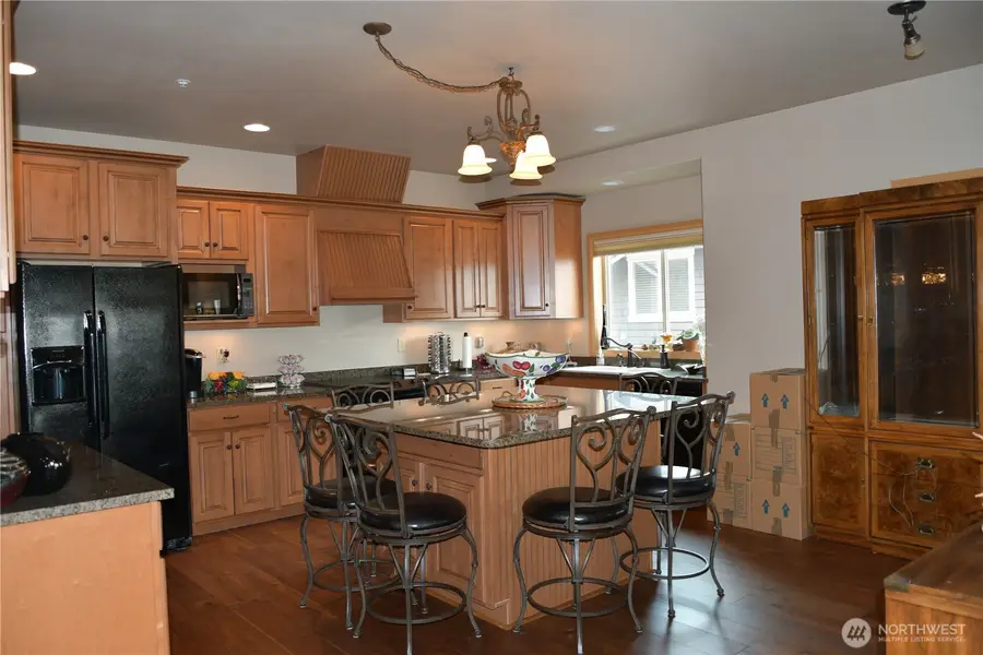 113 E Raymond Street #1B, Chelan, WA 98816 - #2