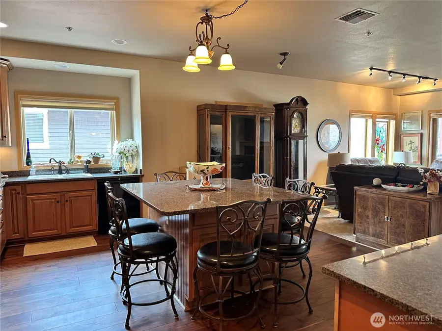 113 E Raymond Street #1B, Chelan, WA 98816 - #3