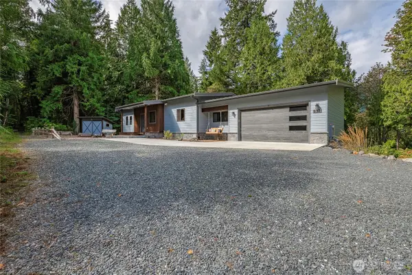 697 Axelson Road, Bellingham, WA 98229
