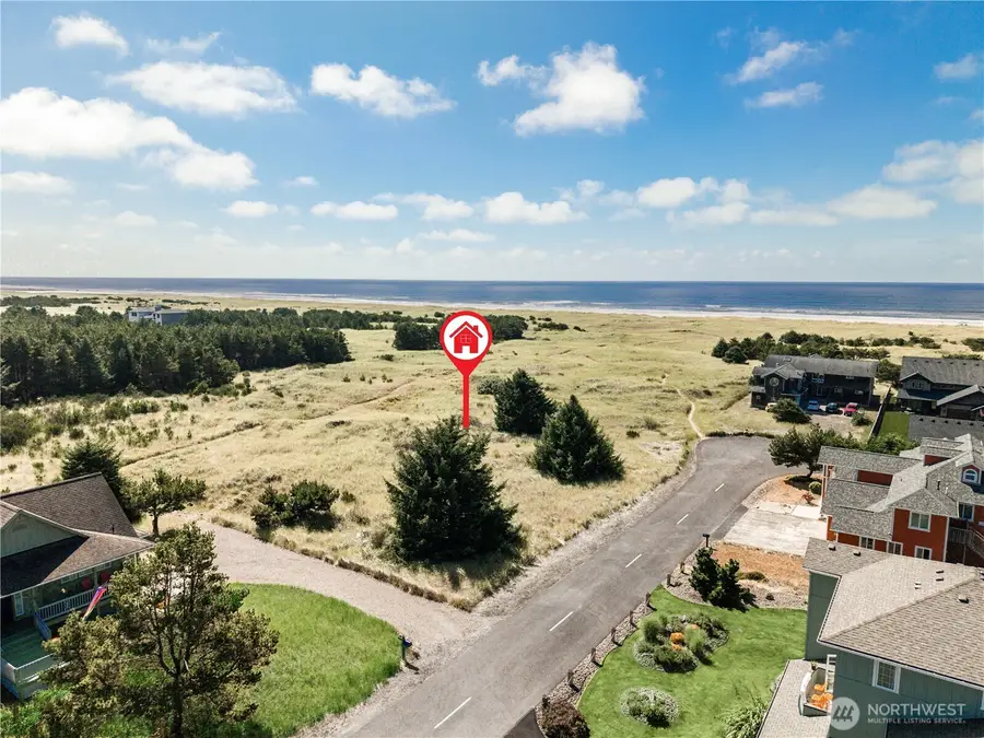 235 25th Street Nw #14, Long Beach, WA 98631 - #2