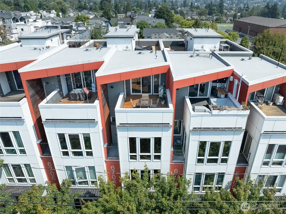 6704 15th Avenue Nw, Seattle, WA 98117 - #1