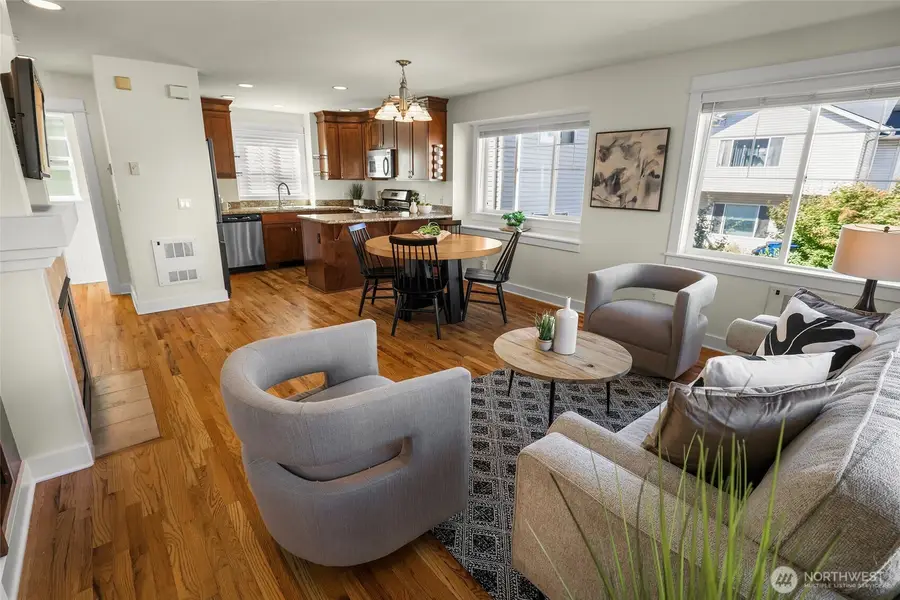 8846 Midvale Avenue N #B, Seattle, WA 98103 - #2
