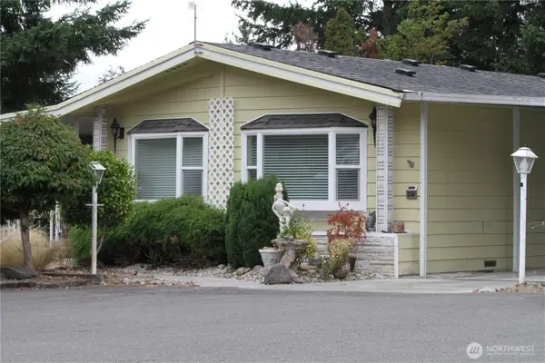 2500 S 370th Street #206, Federal Way, WA 98003