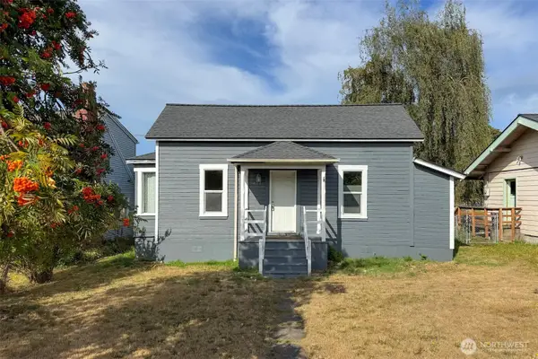421 E 6th Street, Port Angeles, WA 98362